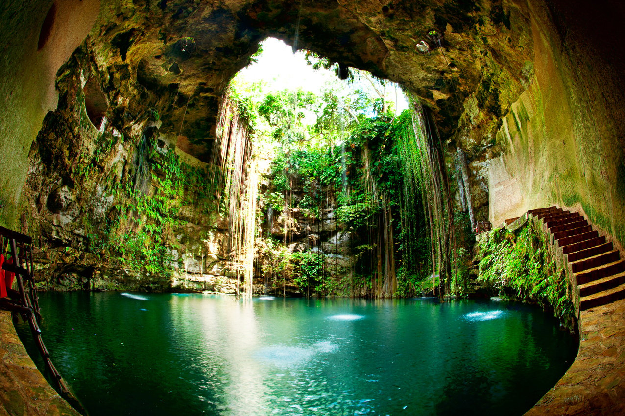 Ik-Kil Cenote Chichen Itza